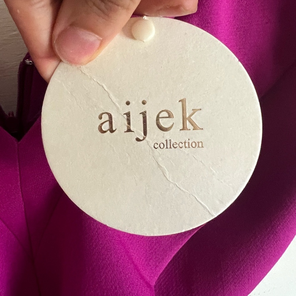Aijek Verona Ruffled Dress - Picture 9 of 10